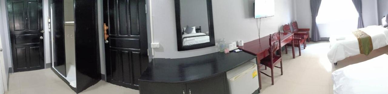 Submukda Phoomplace Hotel Mukdahan Extérieur photo
