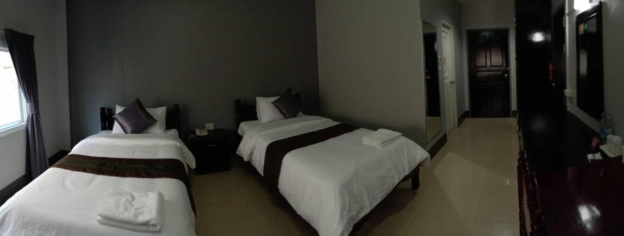 Submukda Phoomplace Hotel Mukdahan Extérieur photo