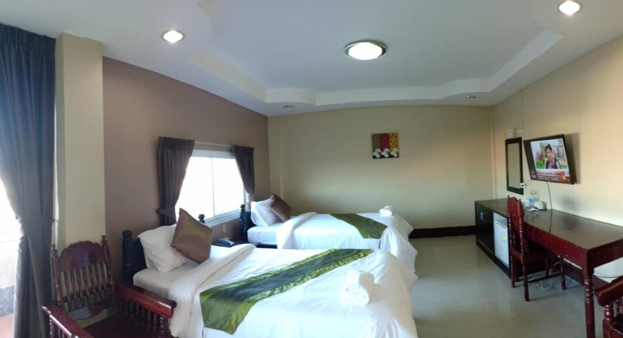 Submukda Phoomplace Hotel Mukdahan Extérieur photo