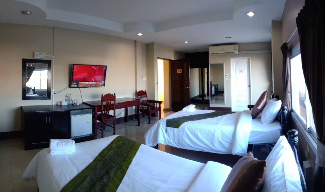 Submukda Phoomplace Hotel Mukdahan Extérieur photo