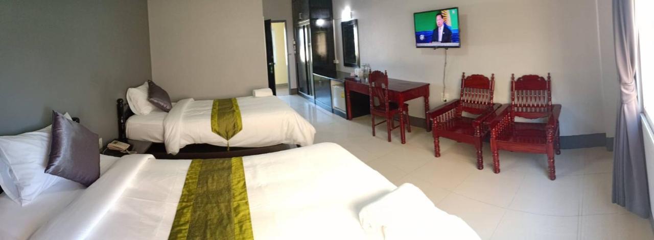 Submukda Phoomplace Hotel Mukdahan Extérieur photo