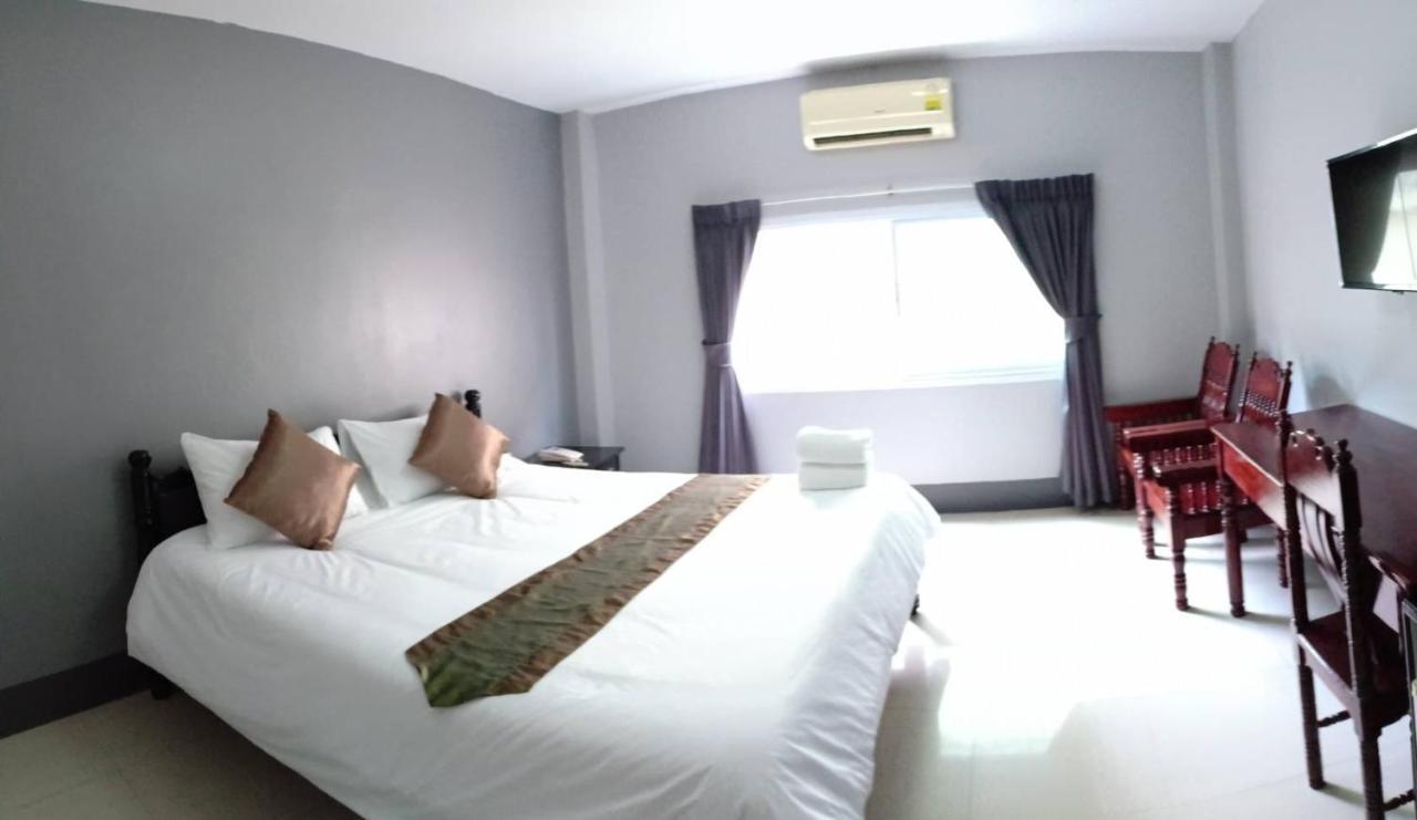 Submukda Phoomplace Hotel Mukdahan Extérieur photo